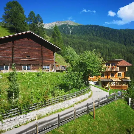 Haus Lenzer-3 By Interhome Appartamento