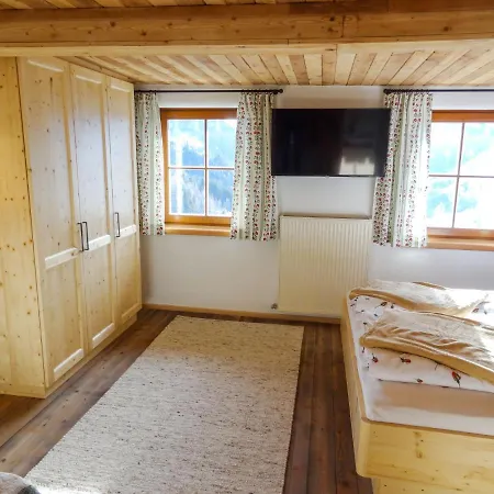 Appartamento Haus Lenzer-3 By Interhome *
