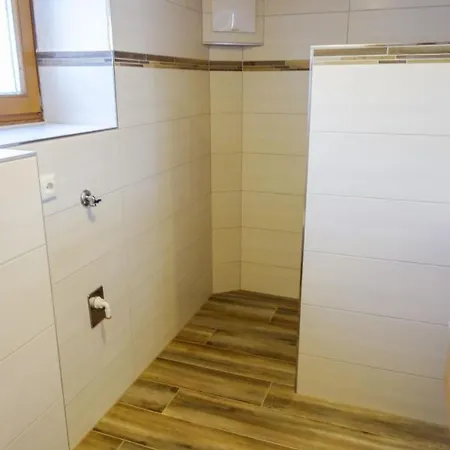 Appartamento Haus Lenzer-3 By Interhome