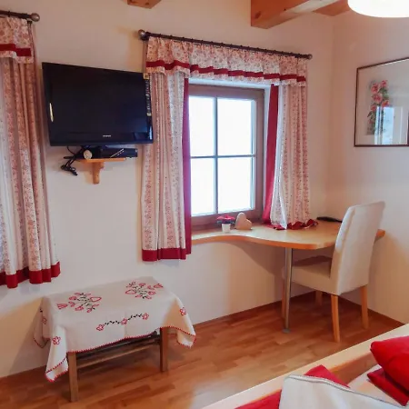Appartamento Haus Lenzer-3 By Interhome Großkirchheim